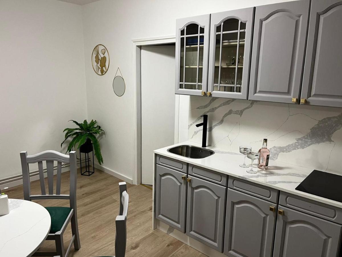 카를로바츠 Apartman Gold Maris 아파트 외부 사진